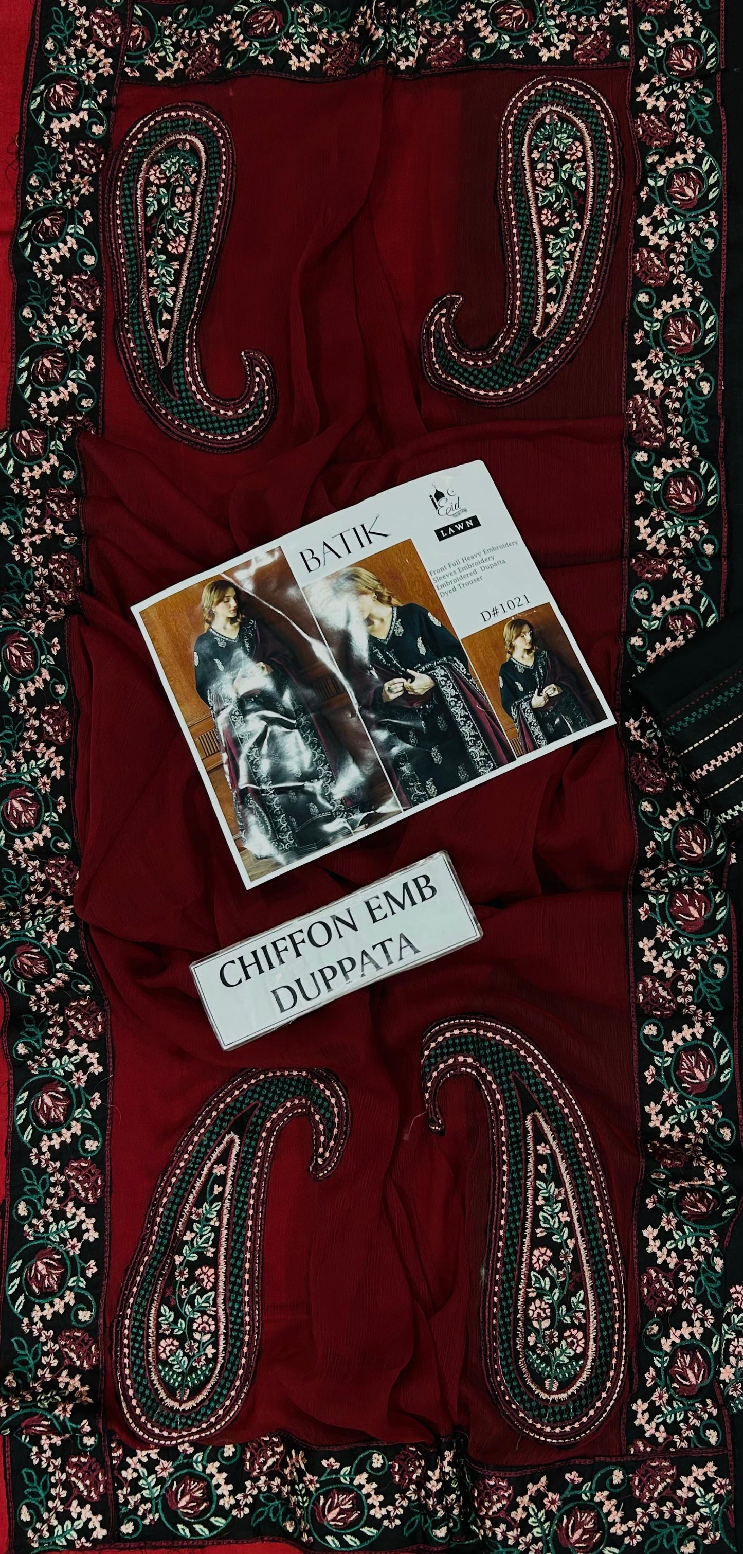 BRAND NAME* BATIK
WEAR BY THE GORGEOUS ACTRESS