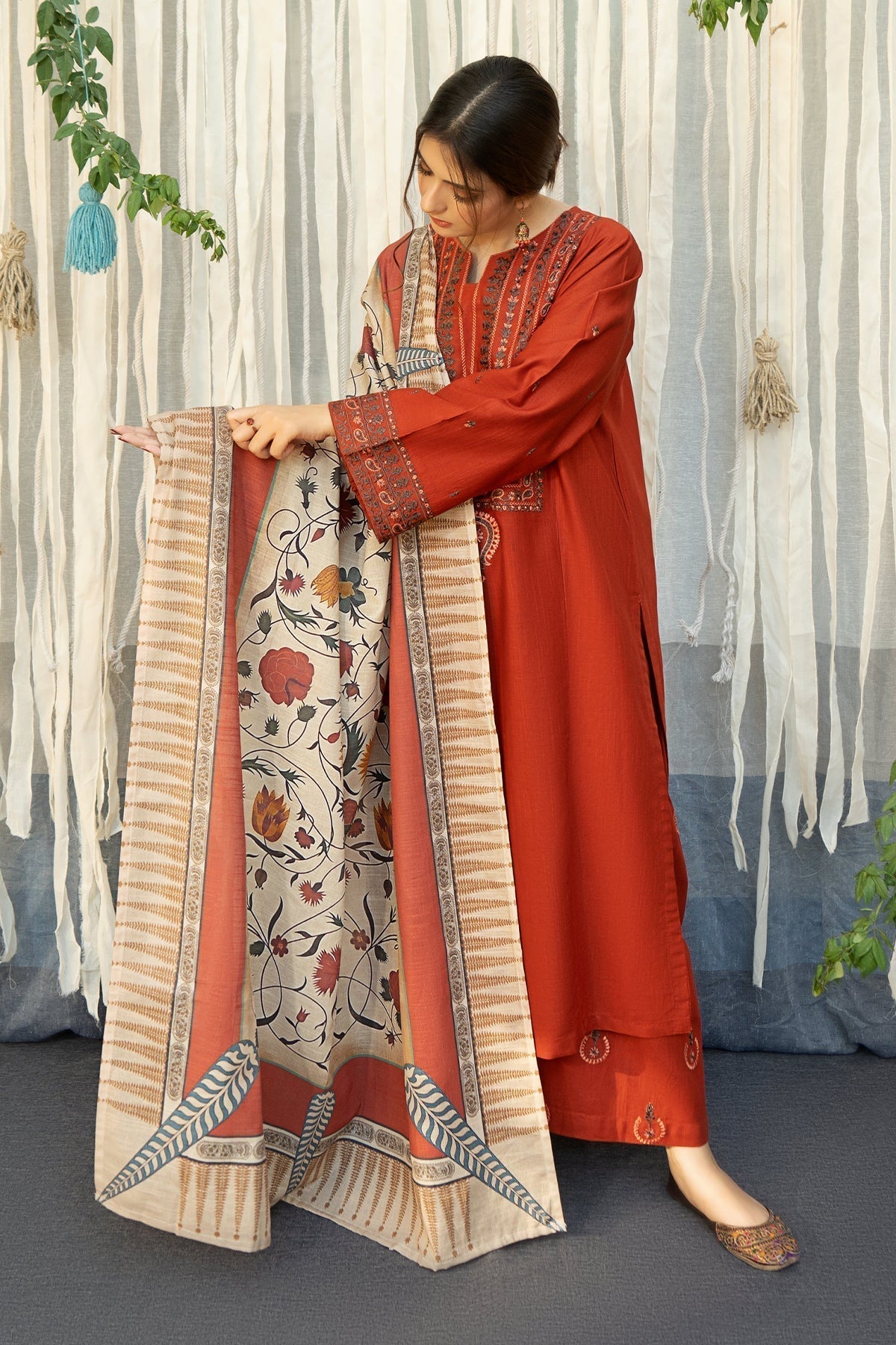 URGE -  Luxury Embroidered 3-Piece in Lawn UNSTICED AS-33