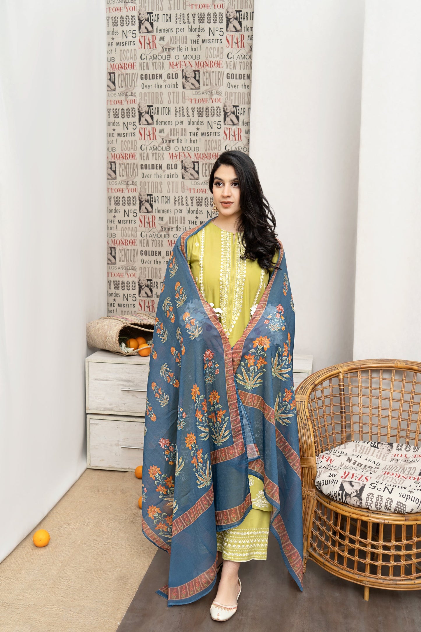 Urge – Luxury Embroidered 3-Piece in Lawn unsticed AS-28