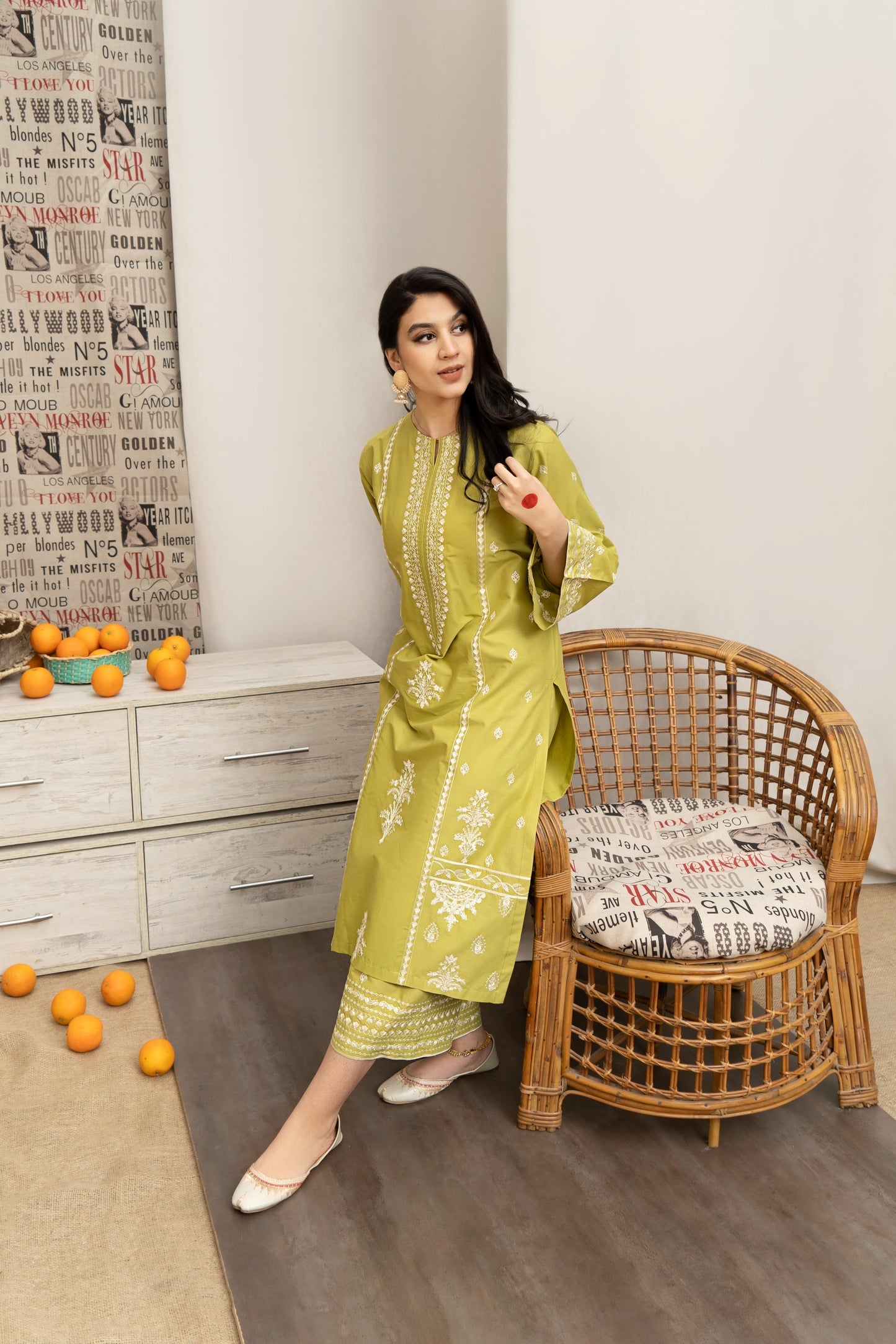 Urge – Luxury Embroidered 3-Piece in Lawn unsticed AS-28