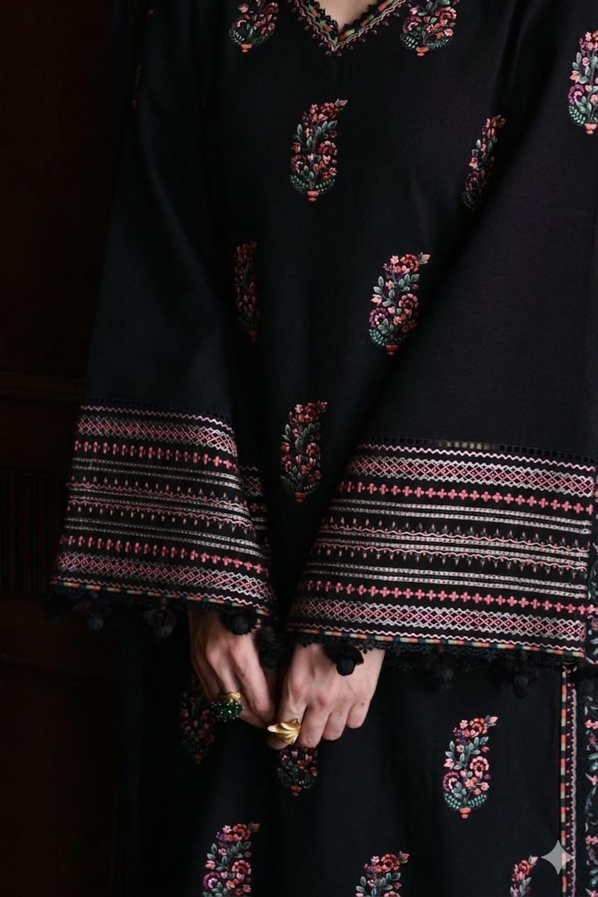 BRAND NAME* BATIK

WEAR BY THE GORGEOUS ACTRESS