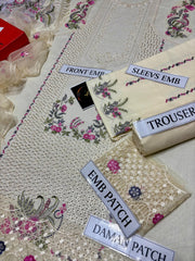 *بِسْمِ ٱللَّٰهِ ٱلرَّحْمَٰنِ ٱلرَّحِيمِ*

Eid collection Alhamdulillah 😇
*BRAND NAME* JAZMIN wear by Hania Amir with Box