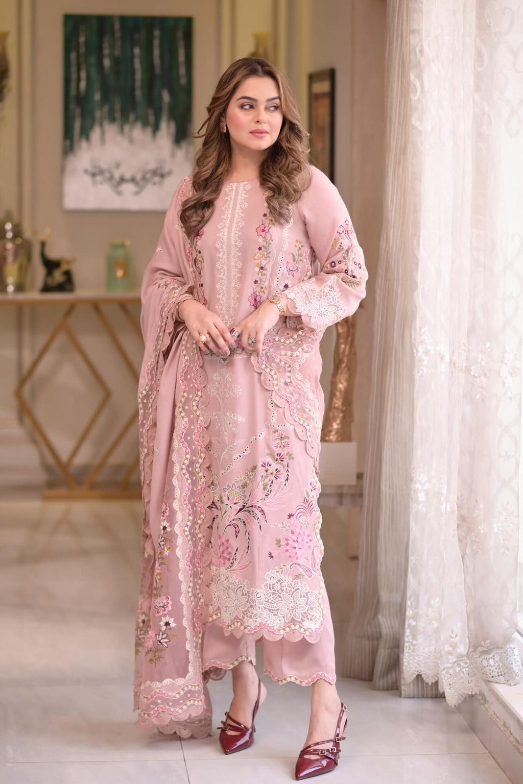 ANEEL’S BRAND ✨
PREMIUM LAWN COLLECTION