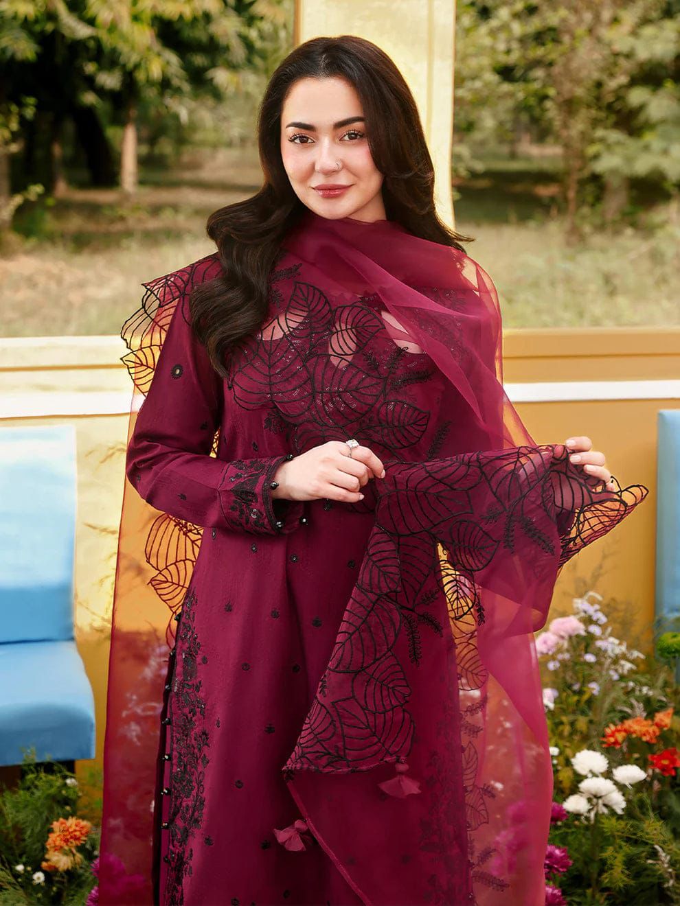QALAMKAR
_WEAR BY THE GORGEOUS ACTRESS_ HANIA AMIR