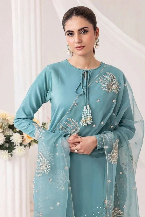 BRAND NAME* DEEPAK PARVANI

_WEAR BY THE GORGEOUS ACTRESS_