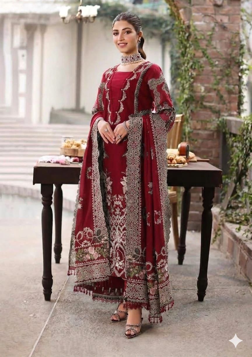 BRAND NAME* KAHF

_WEAR BY THE GORGEOUS ACTRESS_ *KINZA HASHMI*