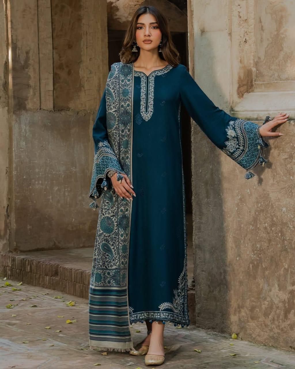 BRAND NAME : IZEL 2K26 LAWN 3PC