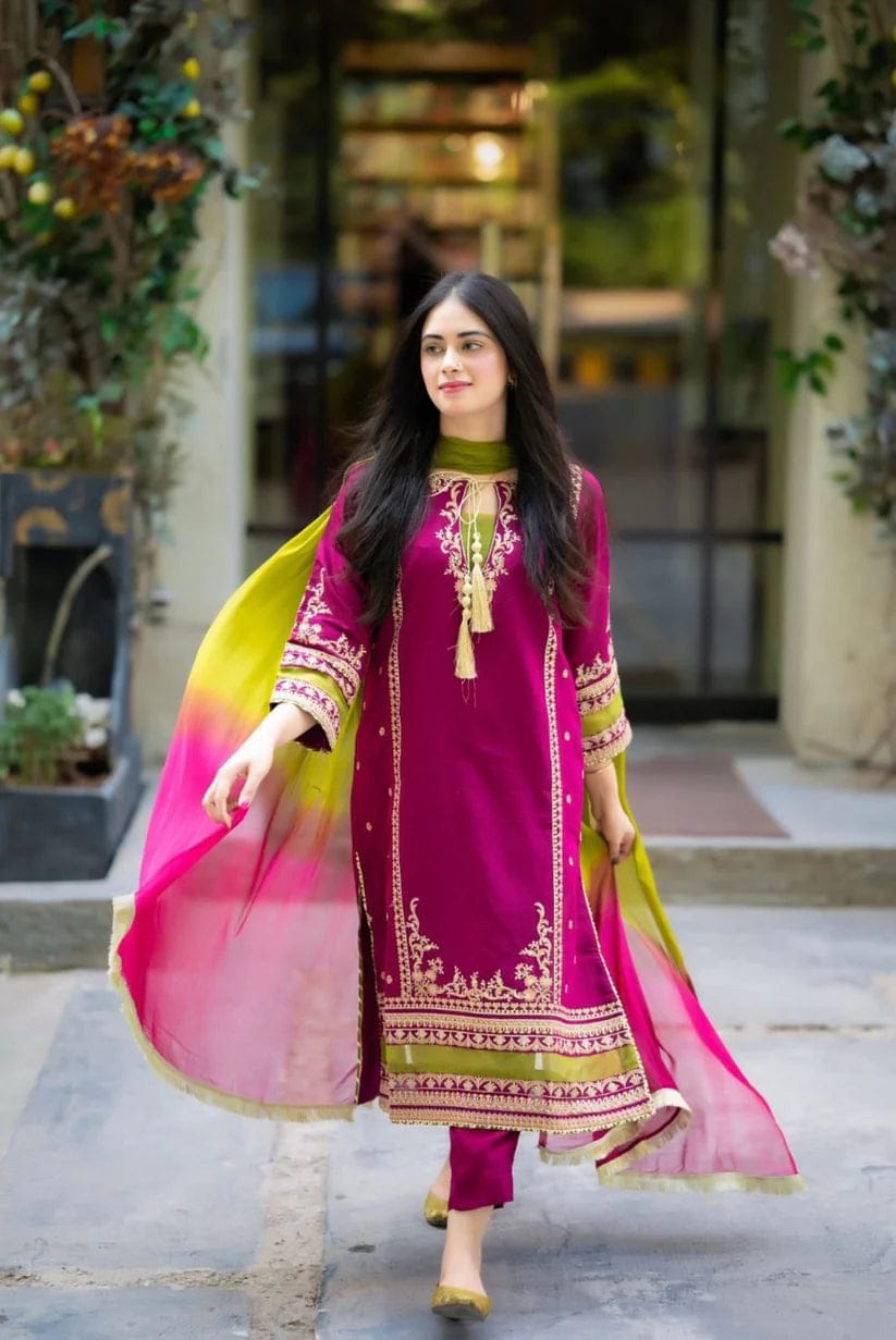♥️BRAND NAME* OMAL

_WEAR BY THE GORGEOUS ACTRESS♥️