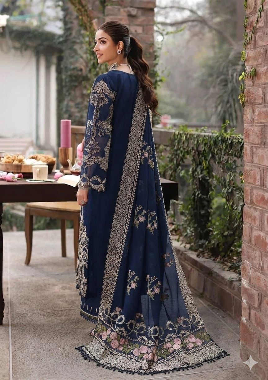 *BRAND NAME* KAHF
_WEAR BY THE GORGEOUS ACTRESS_ *KINZA HASHMI*