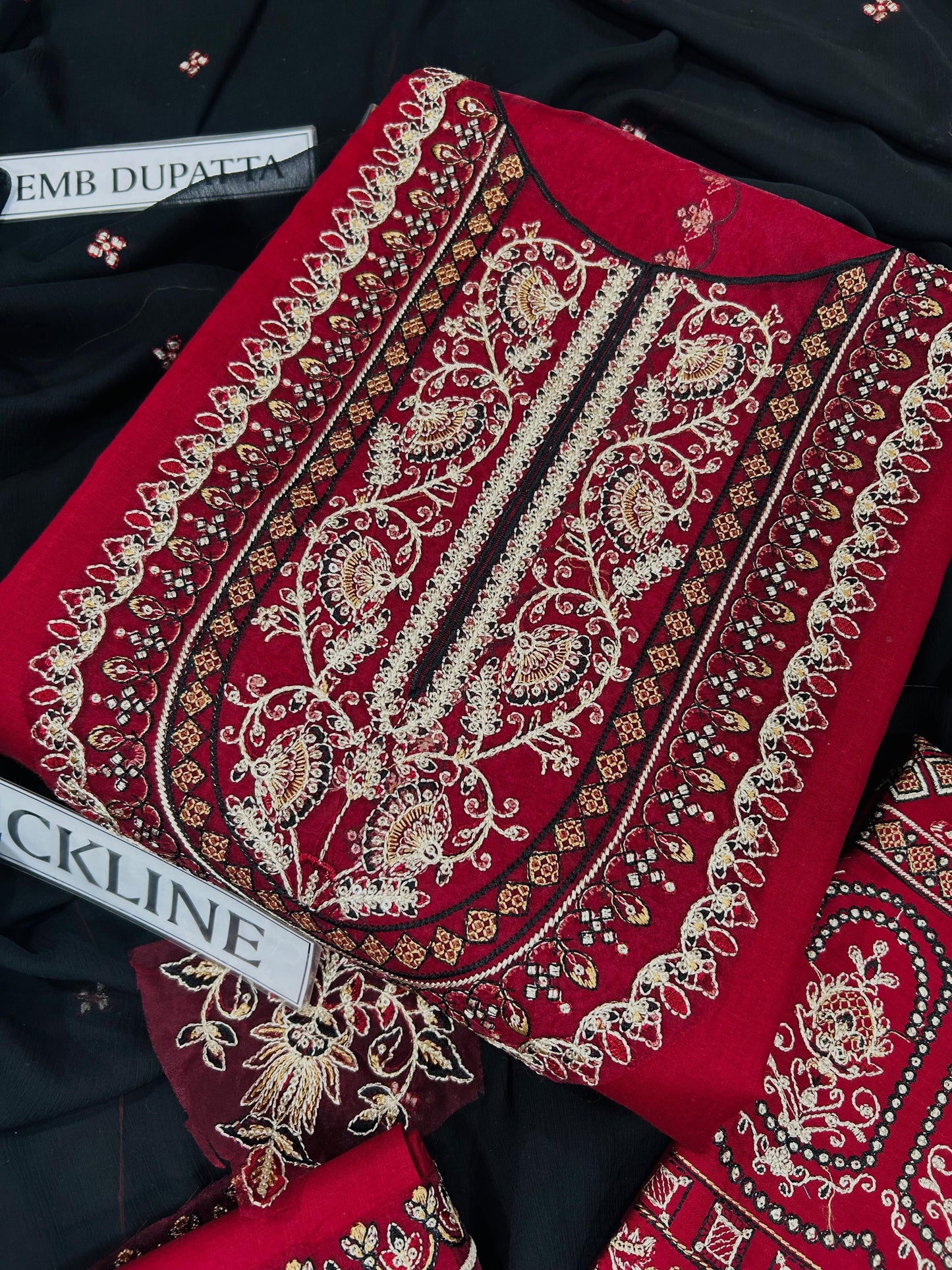 BRAND NAME* BATIK