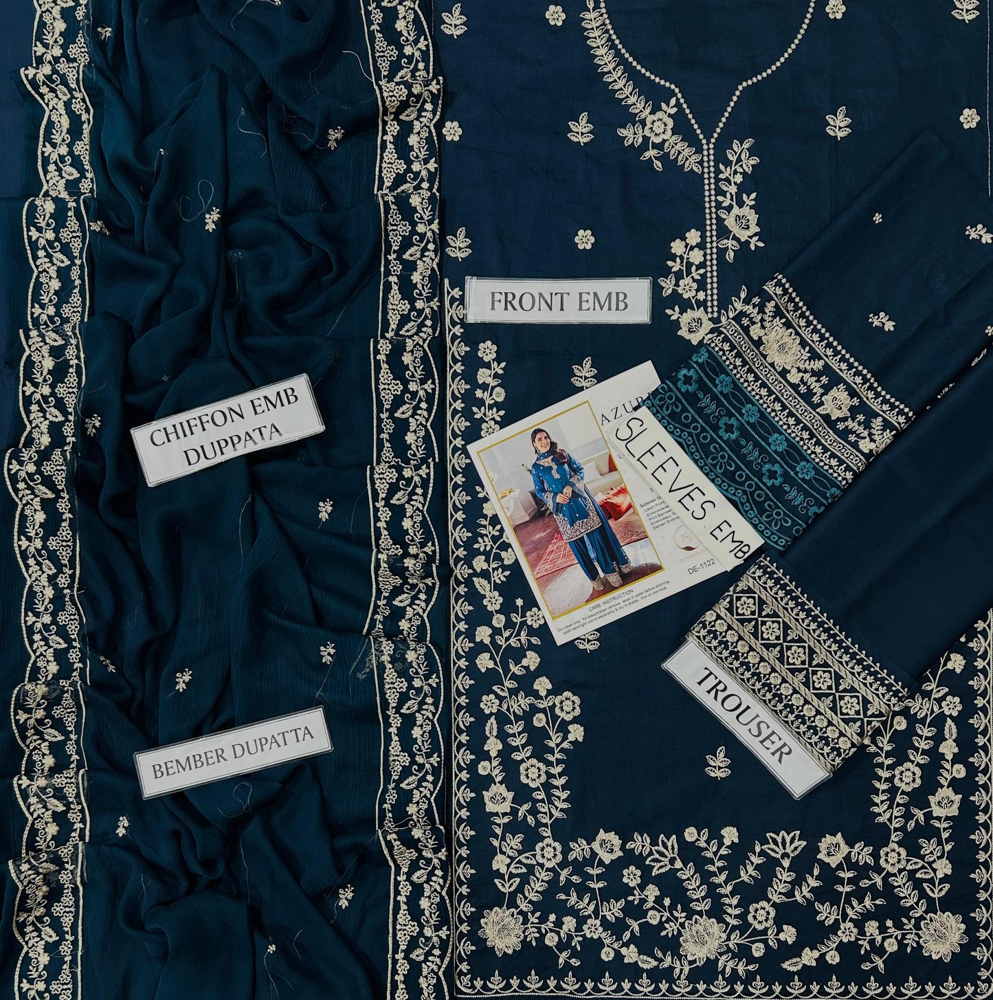 BRAND NAME* AZURE

_WEAR BY THE GORGEOUS ACTRESS_ *AYEZA KHAN